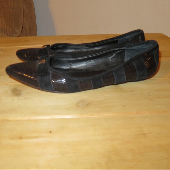 ✨ White House Black Market ✨ - Picture 6 of 6